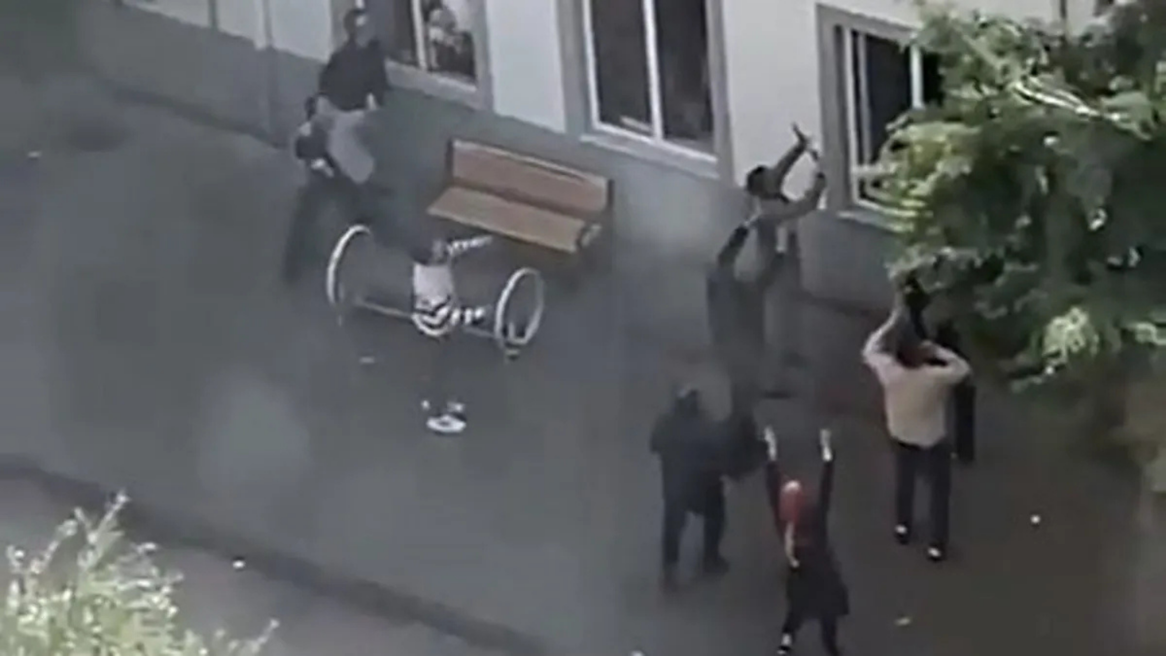 Okuldaki katliamın büyümesini aşçı önledi: Bıçağı bacağına doğru salladım