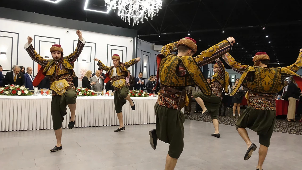 İzmir'de 50. Turizm Haftası Kutlamaları Başladı1