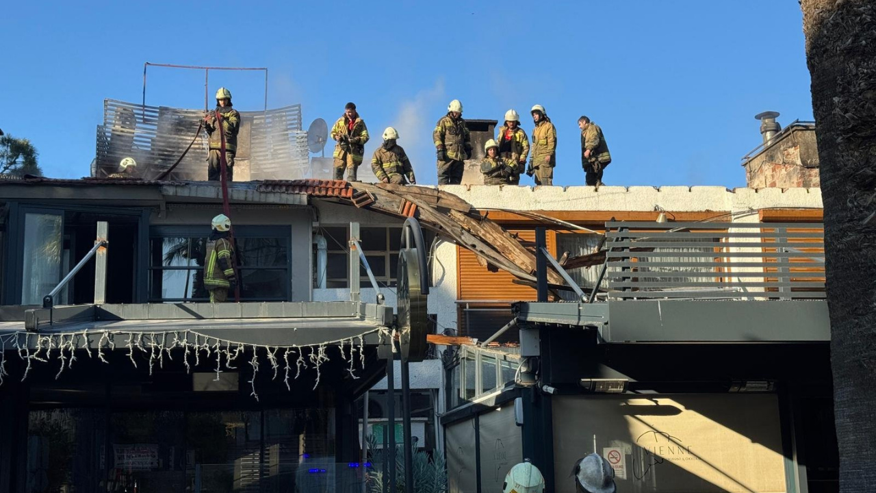 İzmir’de Itfaiyenin Hızlı Müdahalesi Faciayı Önledi1