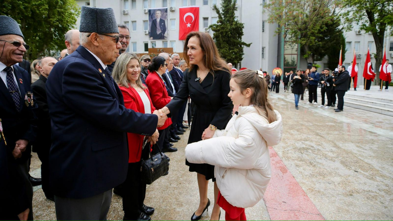 Karşıyaka'da 23 Nisan1