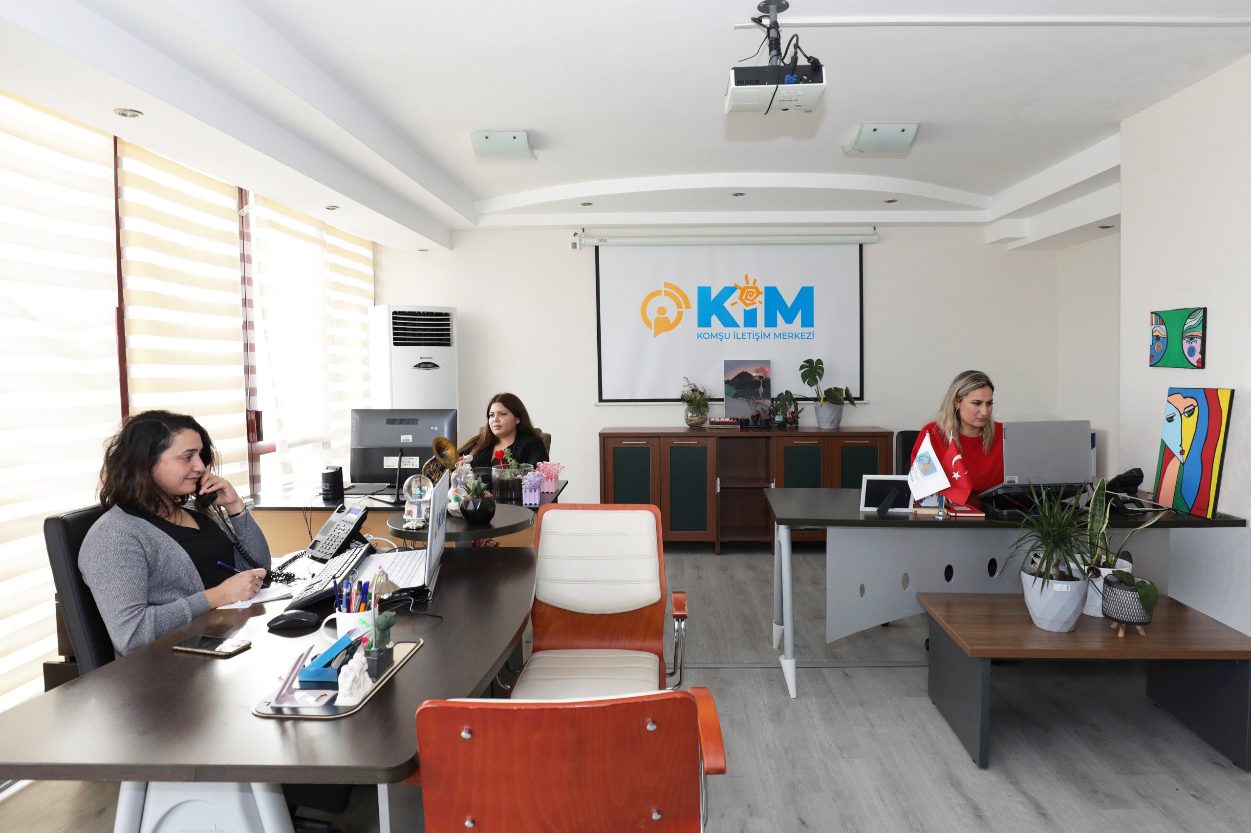 Komsu Iletisim Merkezi (1)-2