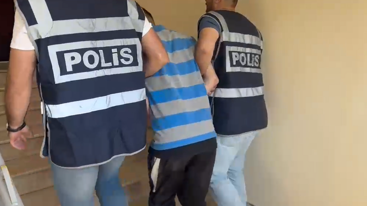 14 yıllık firari saklandığı evde kıskıvrak yakalandı