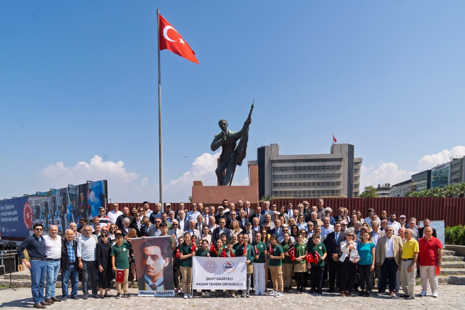 Hasan Tahsin İlk Kurşun Anıtı’nda anıldı: Özgürlüğün ateşi sönmeyecek