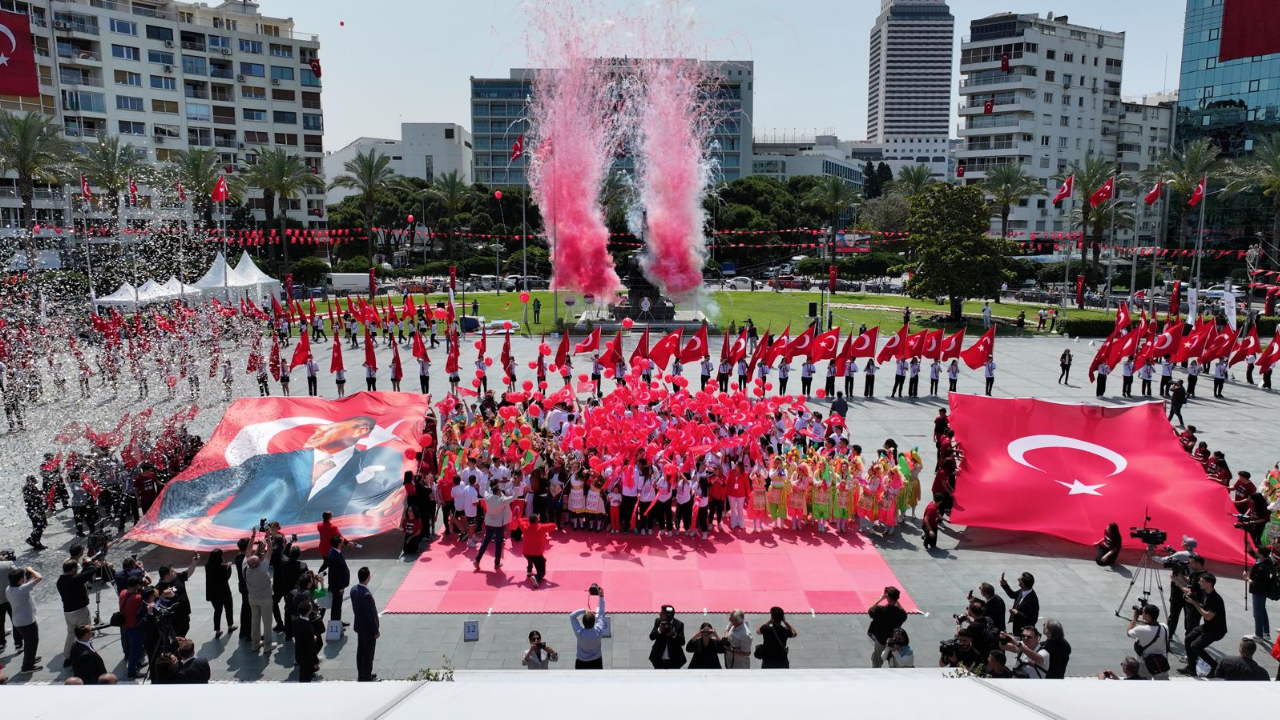 İzmir’de 19 Mayıs’ın 107. Yıl kutlama programı belli oldu