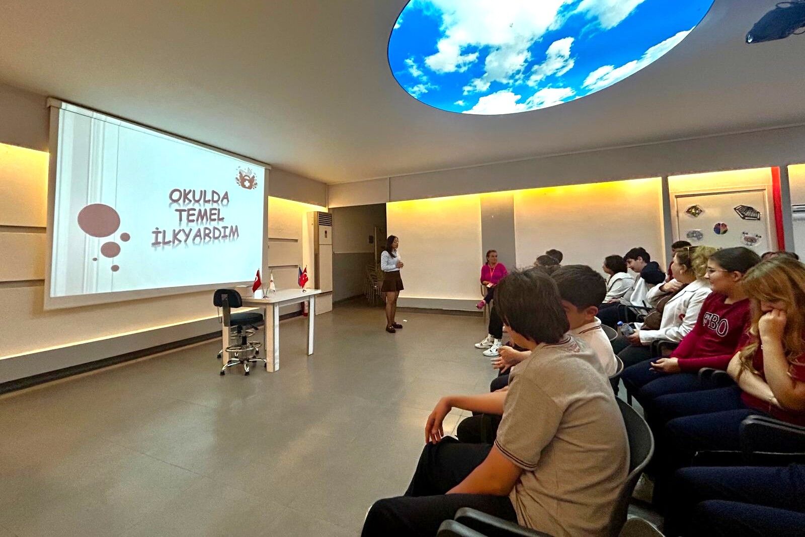 Bornova Belediyesi’nden öğrencilere sağlık eğitimi atağı