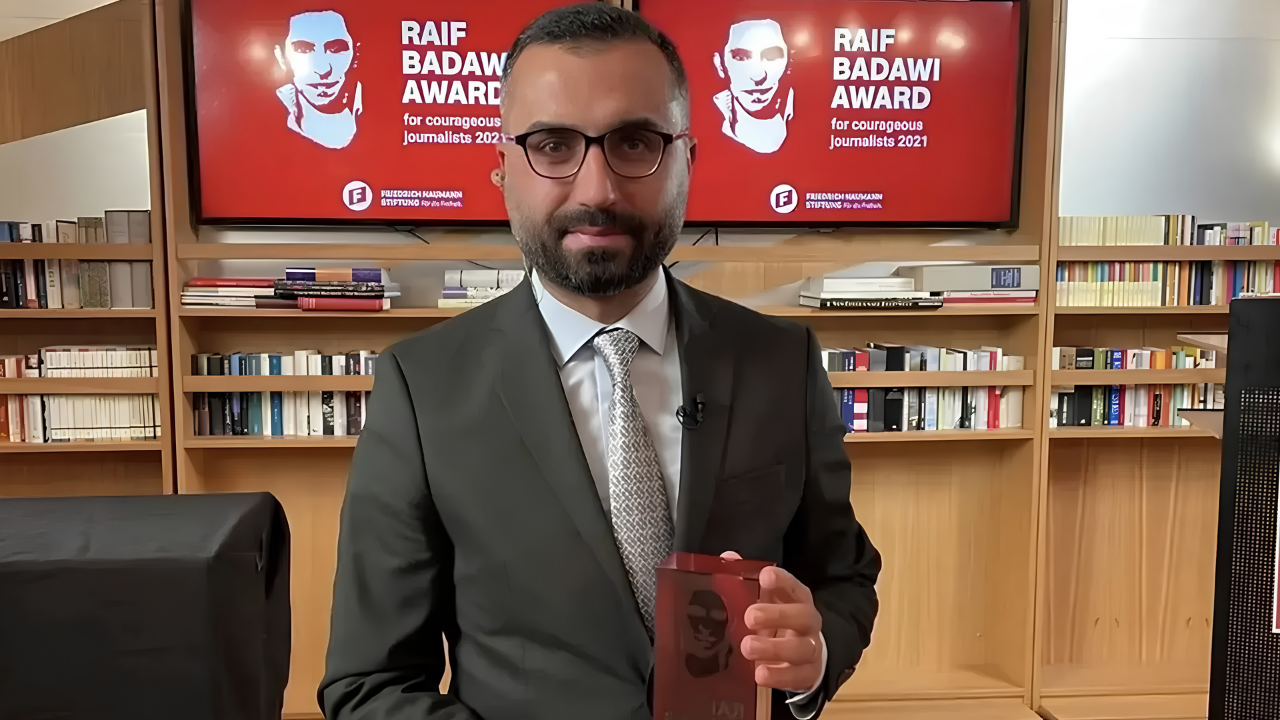 Gazeteci Alican Uludağ tahliye edildi