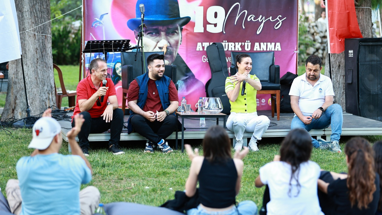 Başkan Sengel'den Gençlere2