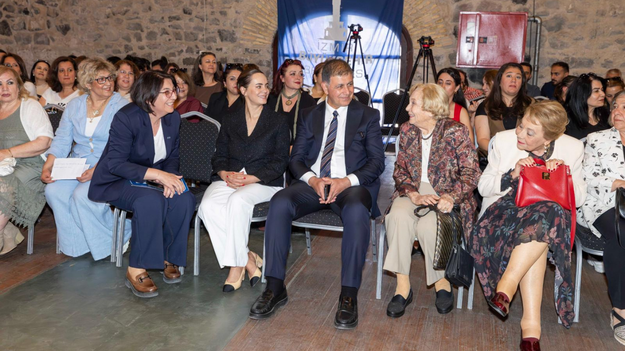 Başkan Tugay’dan Hemşireler Günü Mesajı5