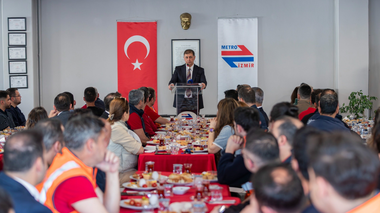 Başkan Tugay’dan Metro Çalışanlarına Biz Vurgusu