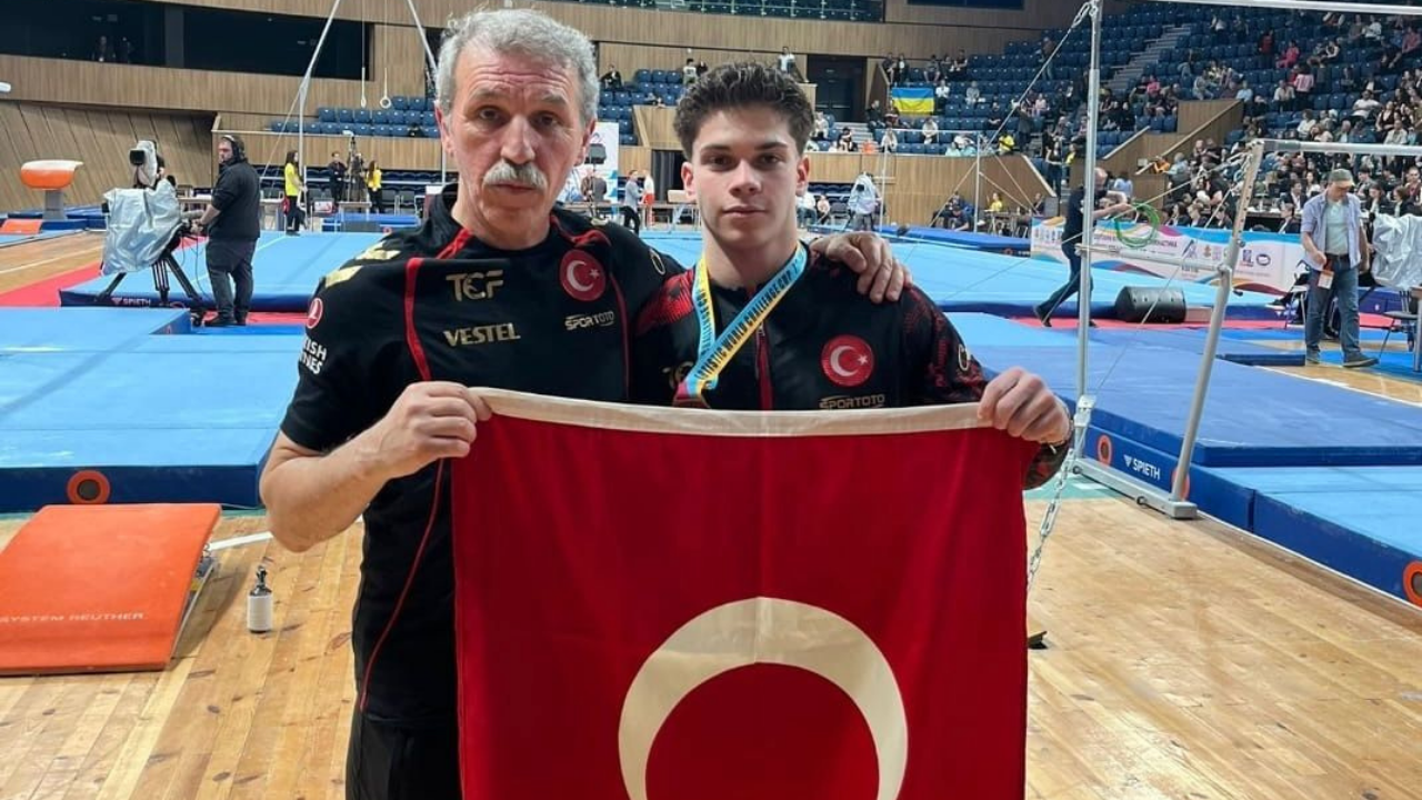 Büyükşehir’in Sporcusu Altan'dan Altın Madalya1