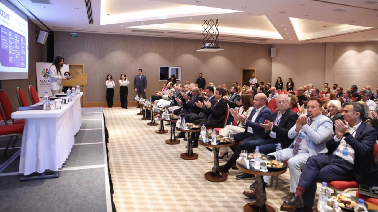 Çeşme'de Turizmin Geleceği Ortak Akılla Konuşuldu