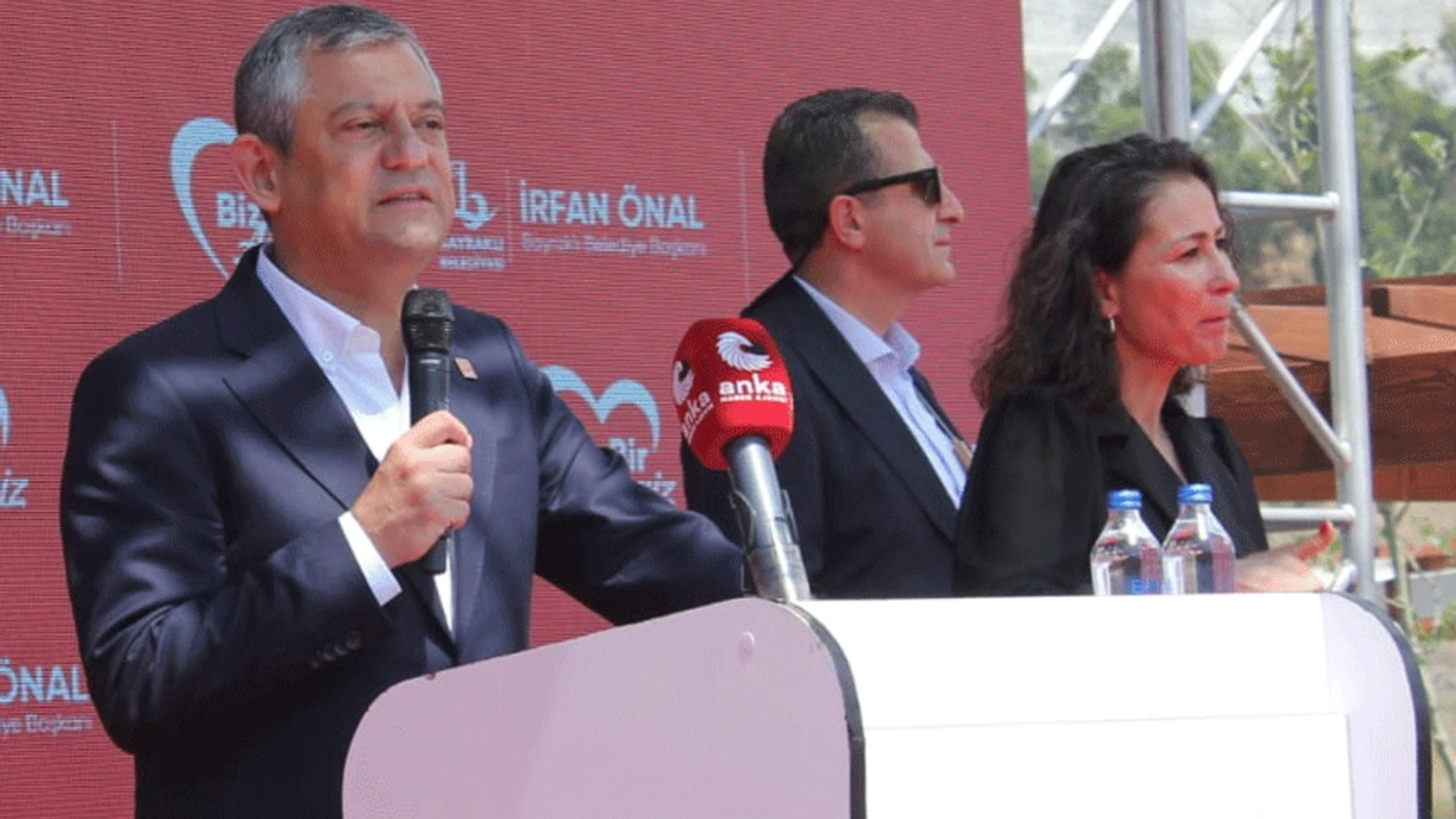 CHP Lideri Özgür Özel İzmir’de erken seçim çağrısı yaptı