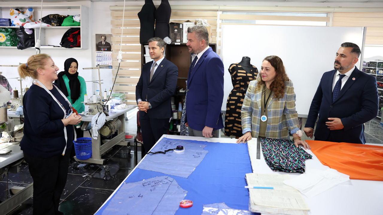 Chp'nin Kampanyası Buca'da Start Aldı1