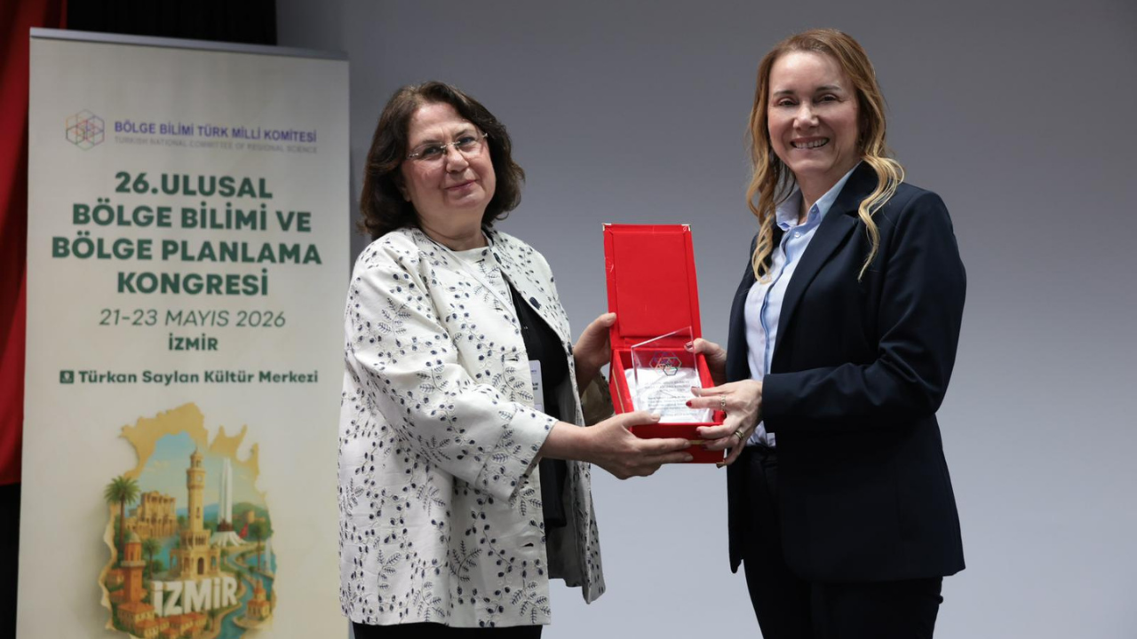 Dev kongreye Konak ev sahipliği yapıyor: Ulusal Bölge Bilimi ve Bölge Planlama Kongresi başladı