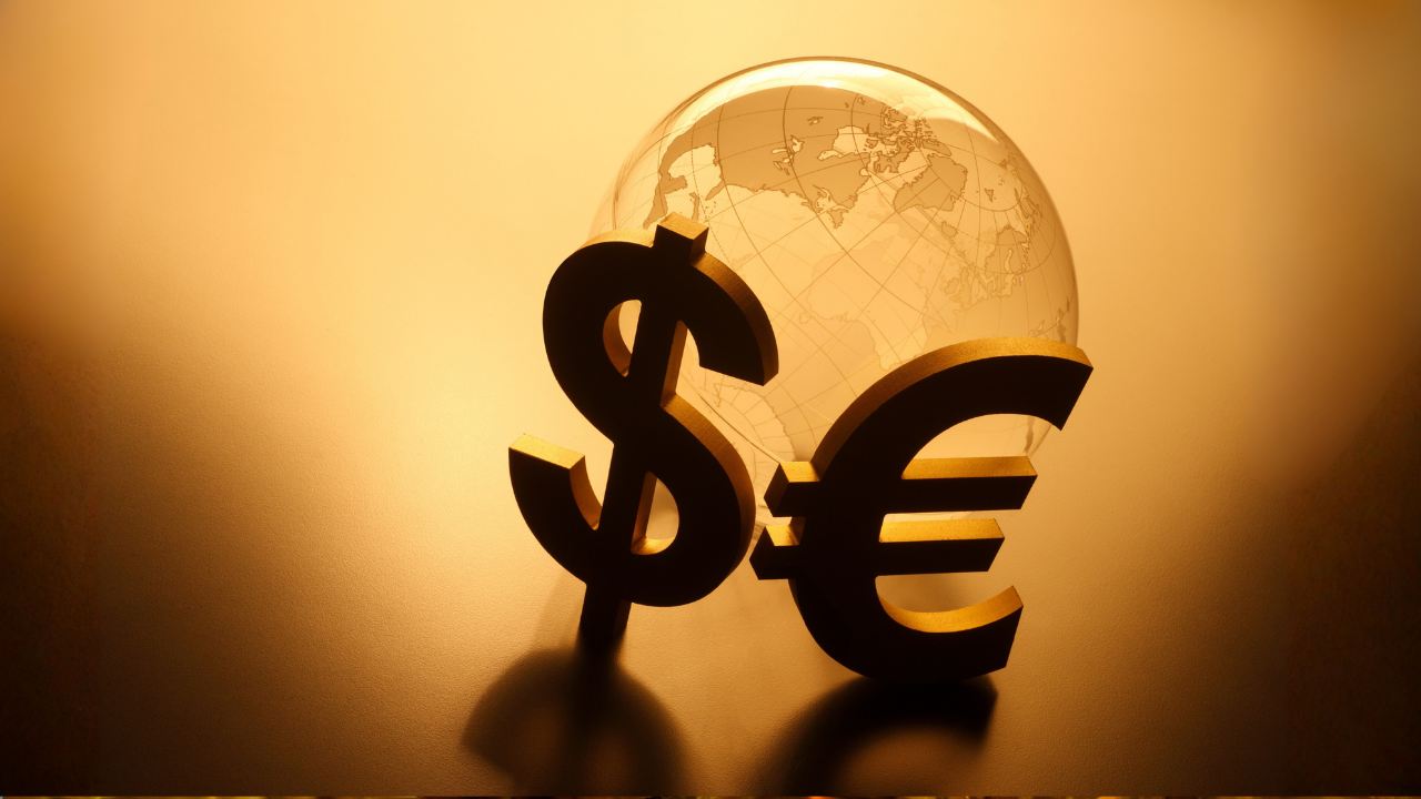 Euro ve dolar 14 Mayıs’ta yatay seyirde: Döviz piyasalarında son durum