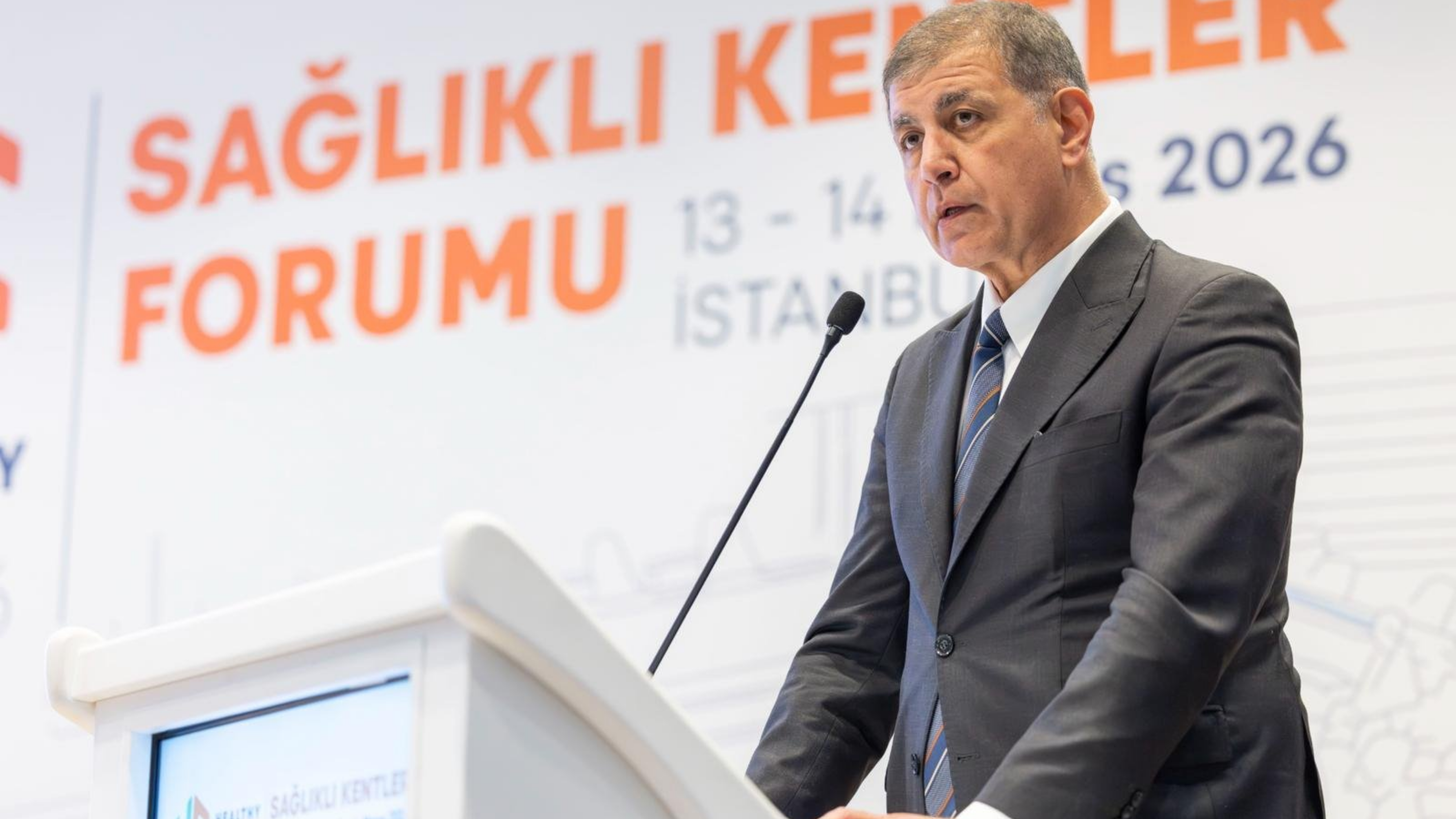 Başkan Tugay yerel yönetimlere dikkat çekti: İklim hedefleri ancak kentlerde somutlaşır