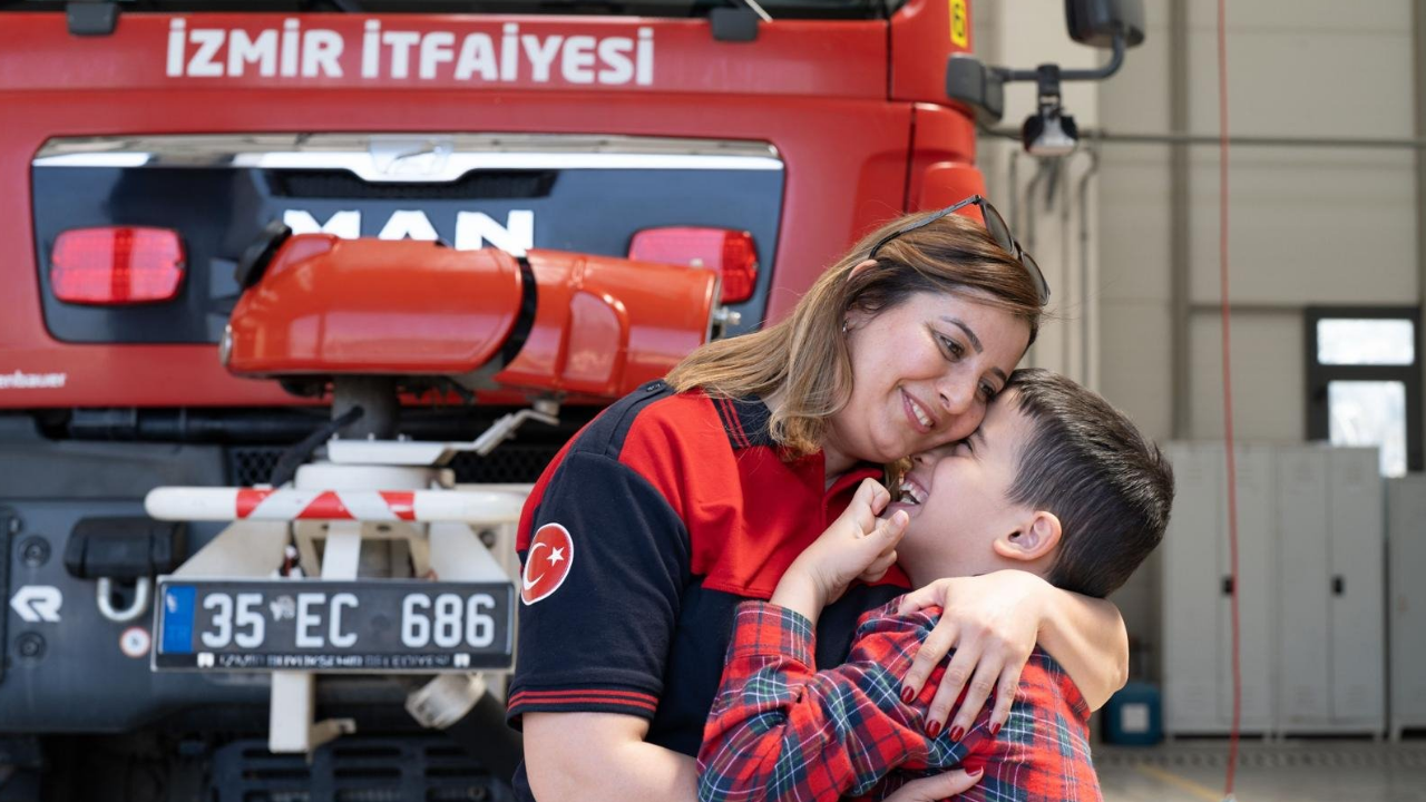 Görevde hayat kurtarıyor, evde oğluna umut oluyor