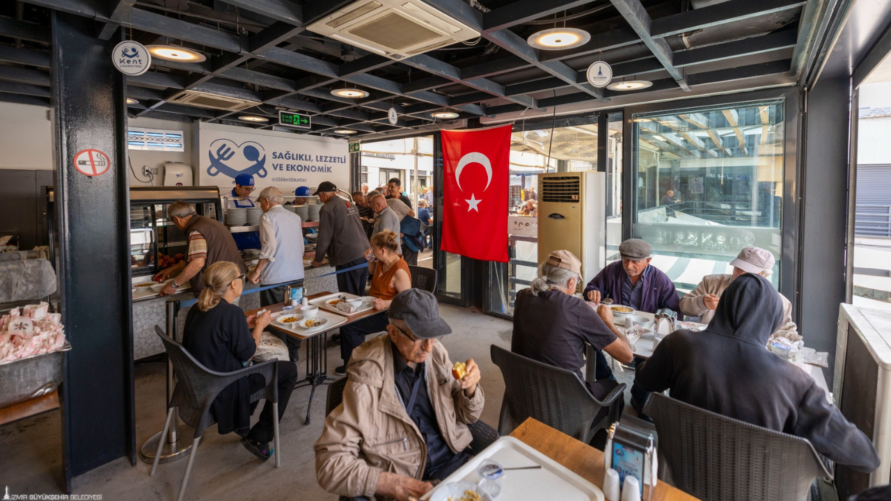 İzmir'de Kent Lokantaları’nda 19 Mayıs'a Özel Ücretsiz Yemek2