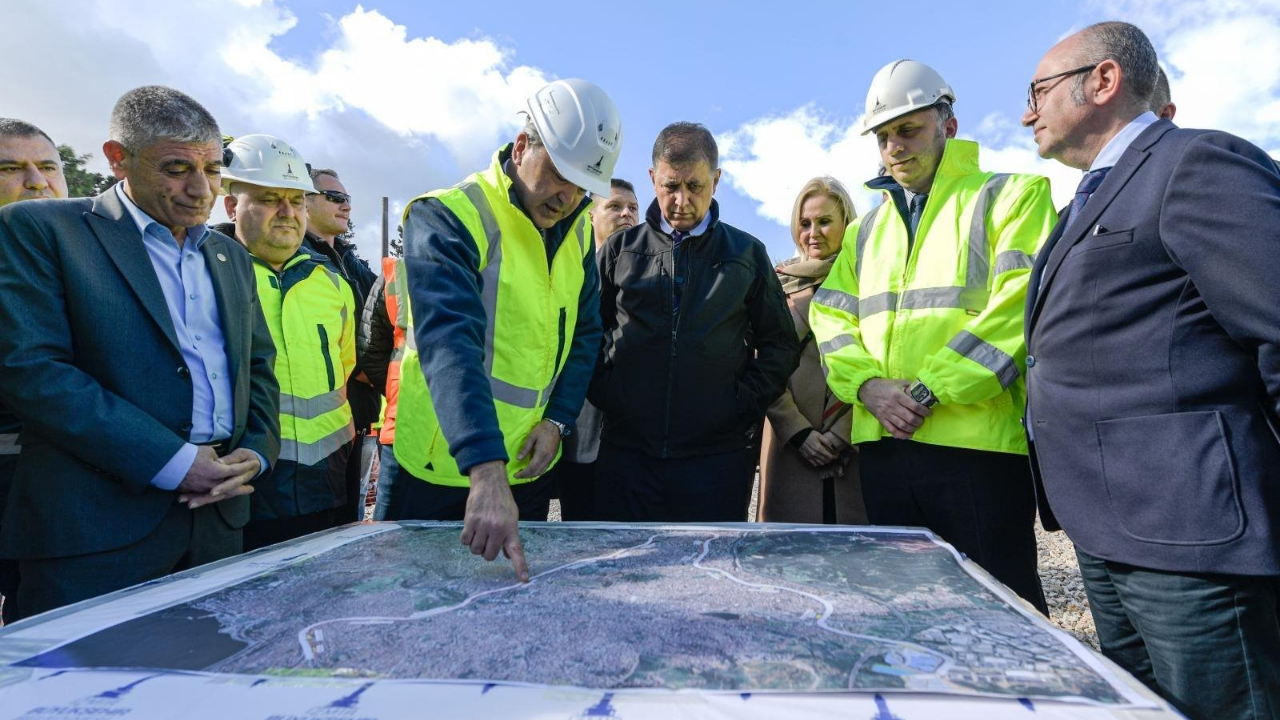 İzmir’de Yerin 30 Metre Altında Mühendislik Mücadelesi