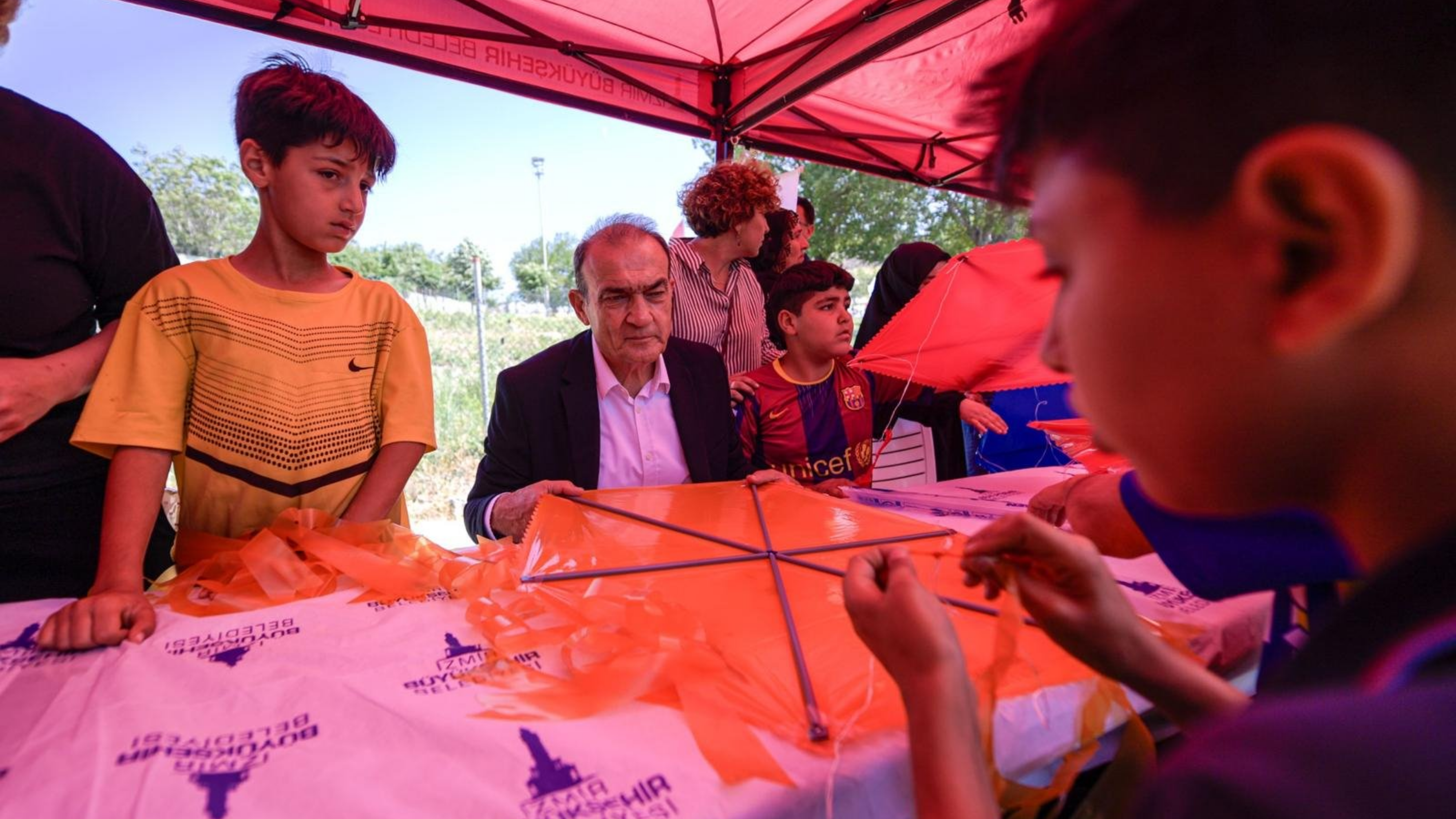 Kadifekalede Uçurtmalar Çocuklar Için Yükseldi