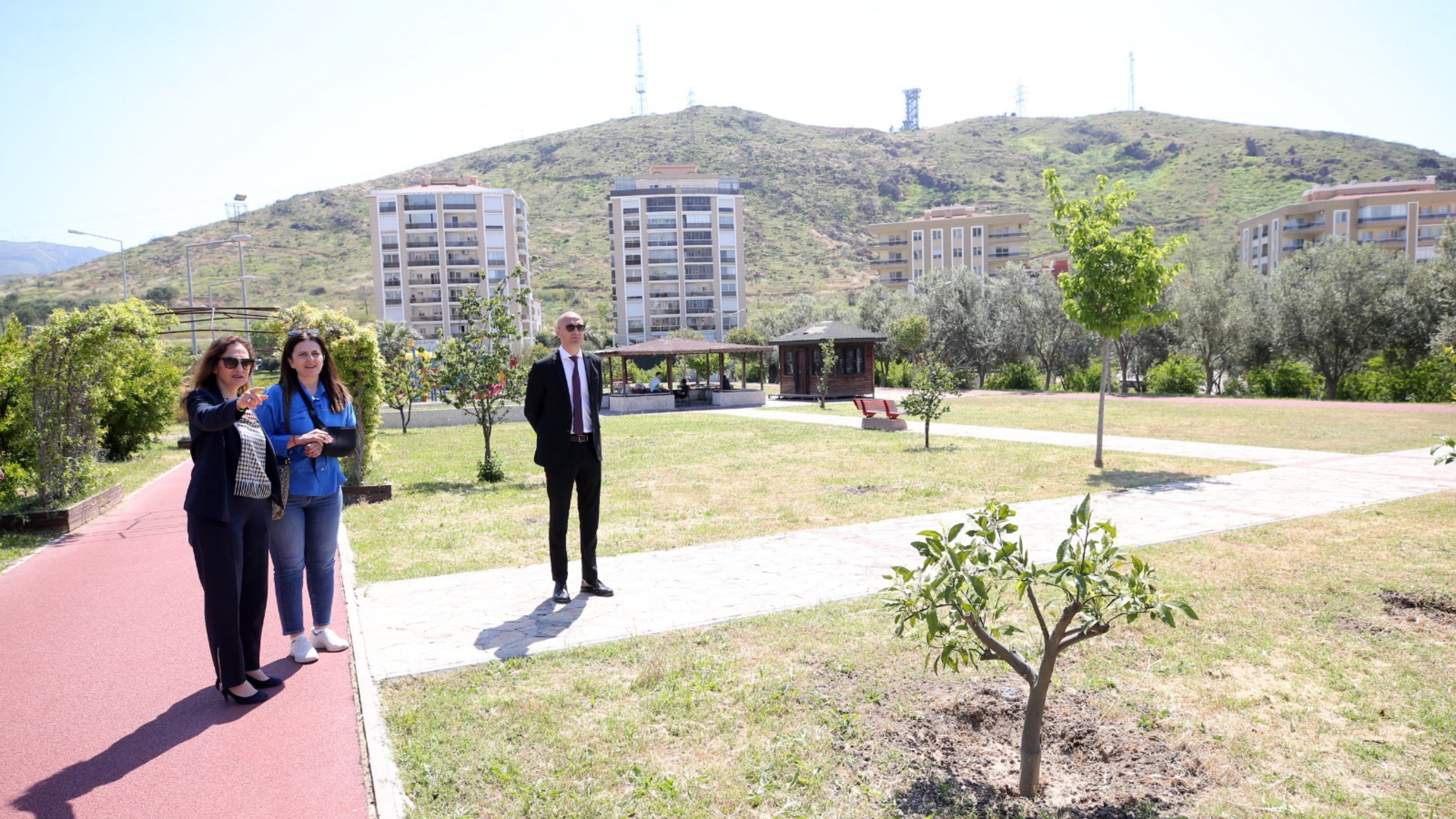 Karşıyakada Park Hamlesi