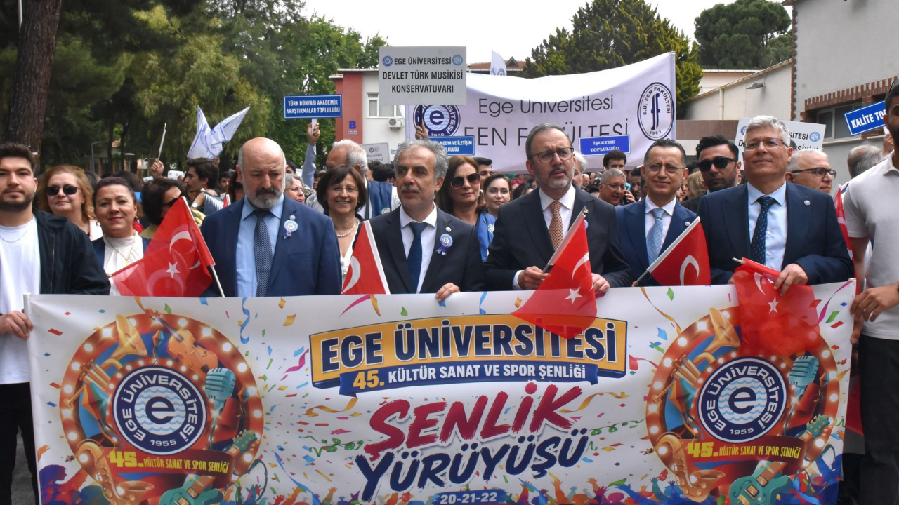 Ege Üniversitesi 71. yaşını kutladı