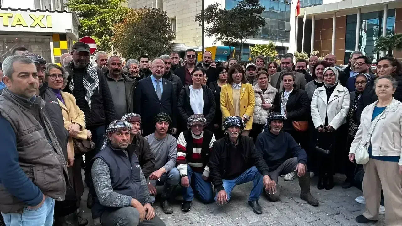 Doğaköy’de "mera" mücadelesi: Mahkeme istedi, köylü topladı!