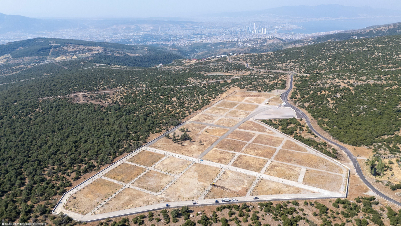 Bornova Kayadibi Kent Mezarlığı Hizmete Açıldı1