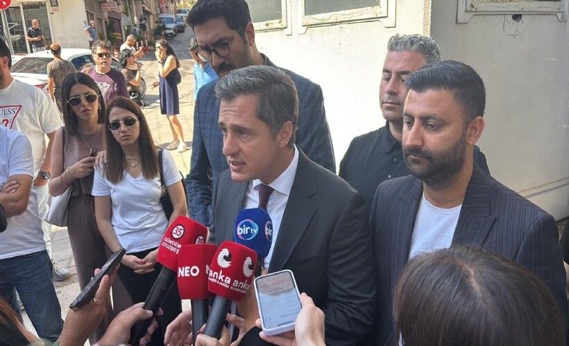 Deniz Yücel'den Buca operasyonuna tepki: Şafak baskınıyla gözaltına almak hukuki değil