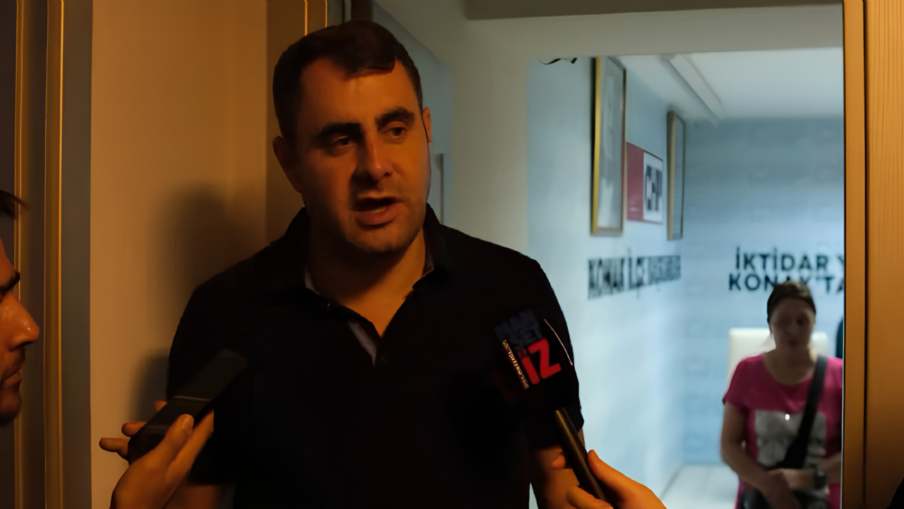 İzmir CHP'de kriz büyüyor: Güç'ten, Gümrükçü'nün ekibine sert tepki