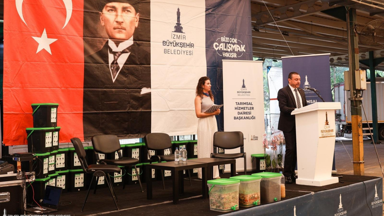 Evdeki Atıklar Toprağa Can Oluyor