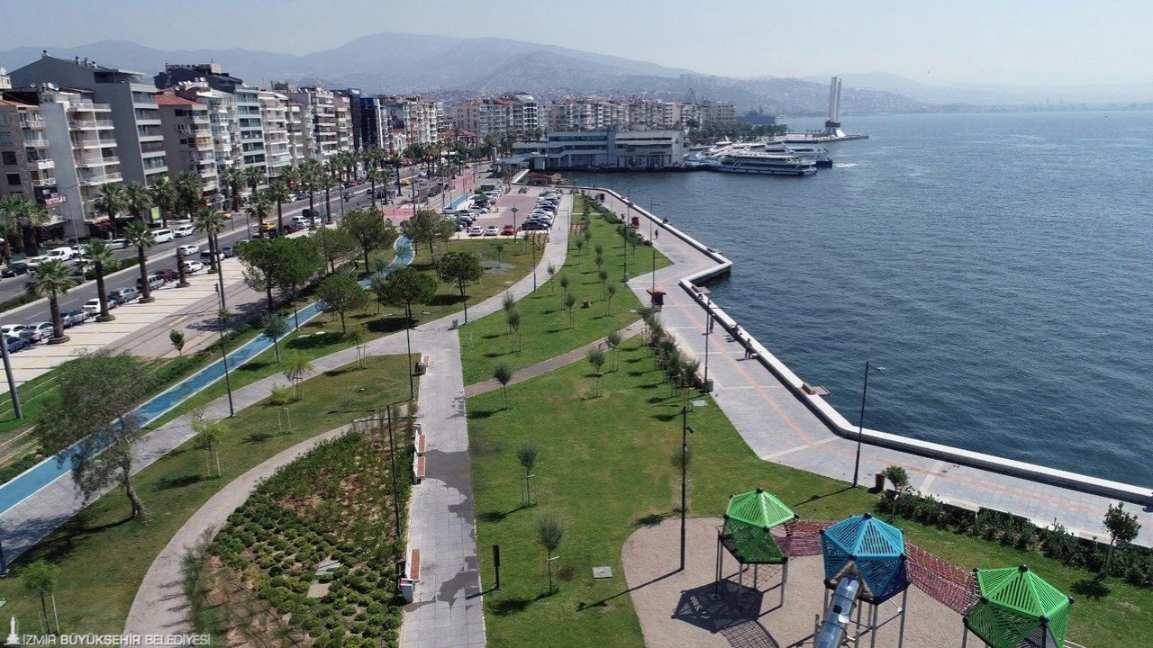 Karşıyaka’da ‘K alan’ düzenlemesi kabul edildi: Ruhsat süresi 10 yıla uzatıldı