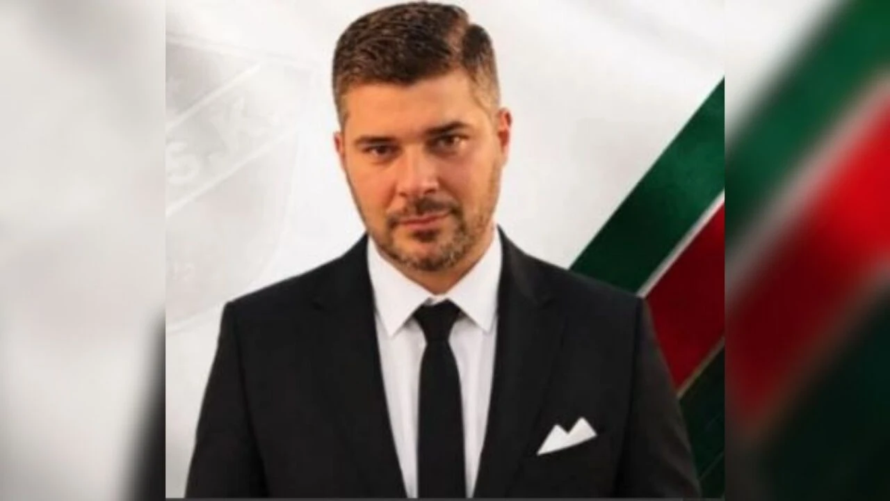 Karsiyaka Sk Baskan Adayi Yigit Tusder Kimdir Kac Yasinda Meslegi Ne