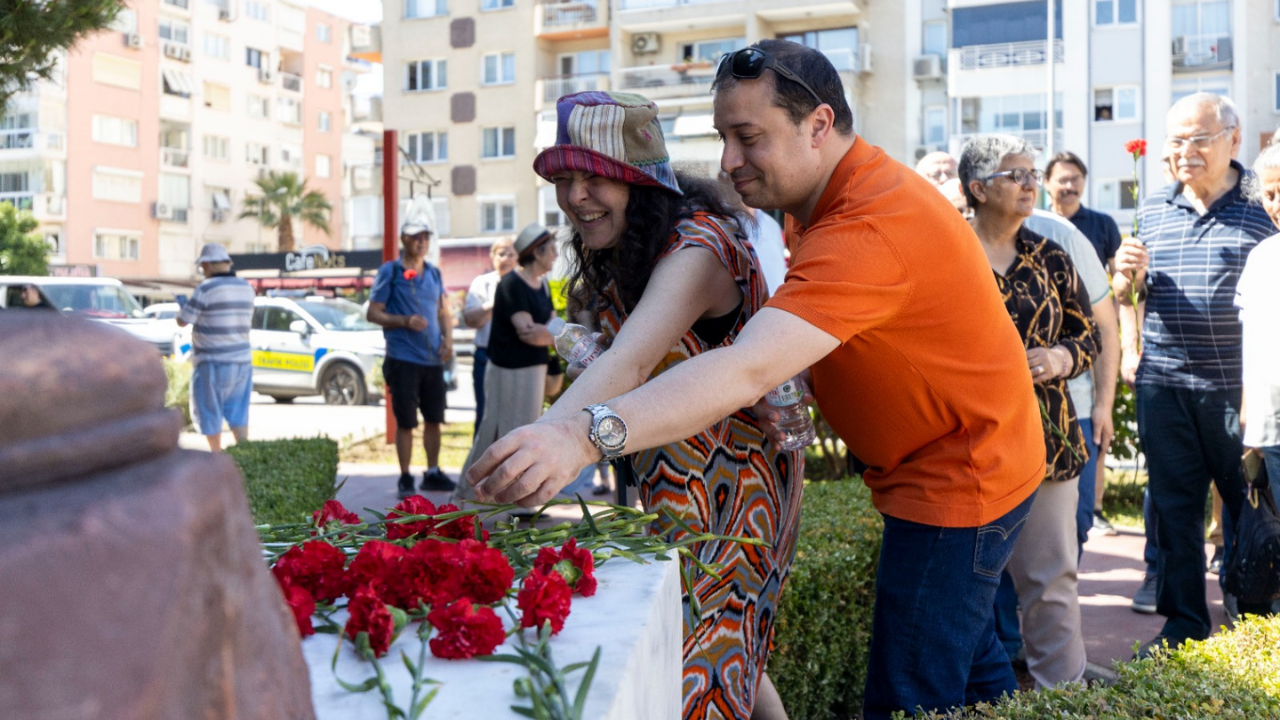 Nazım Hikmet Karşıyaka'da Şiirleriyle Anıldı1
