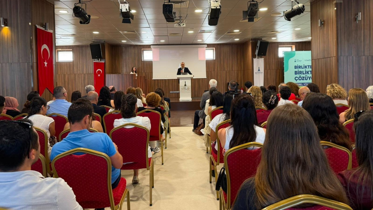 İzmir’de evde bakım hizmetleri genişliyor: 27 bini aşkın kişiye destek