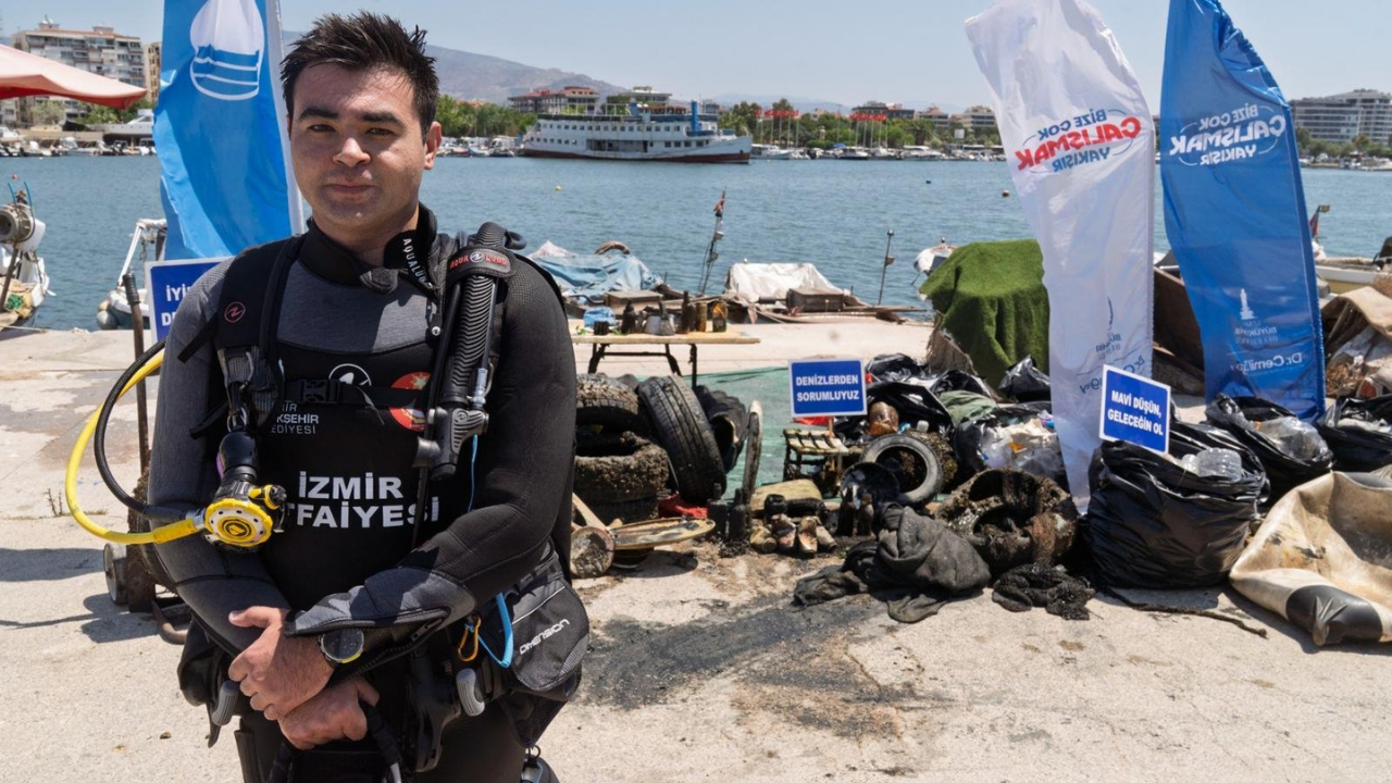 Temizlik Çalışmalarına Katılan Dalgıçlardan Efe Eke