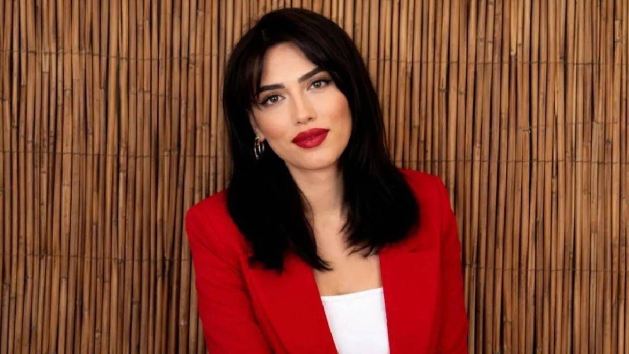 İzmirli öğretmen Irmak Ayşe Koparan Torbalı’da son yolculuğuna uğurlandı