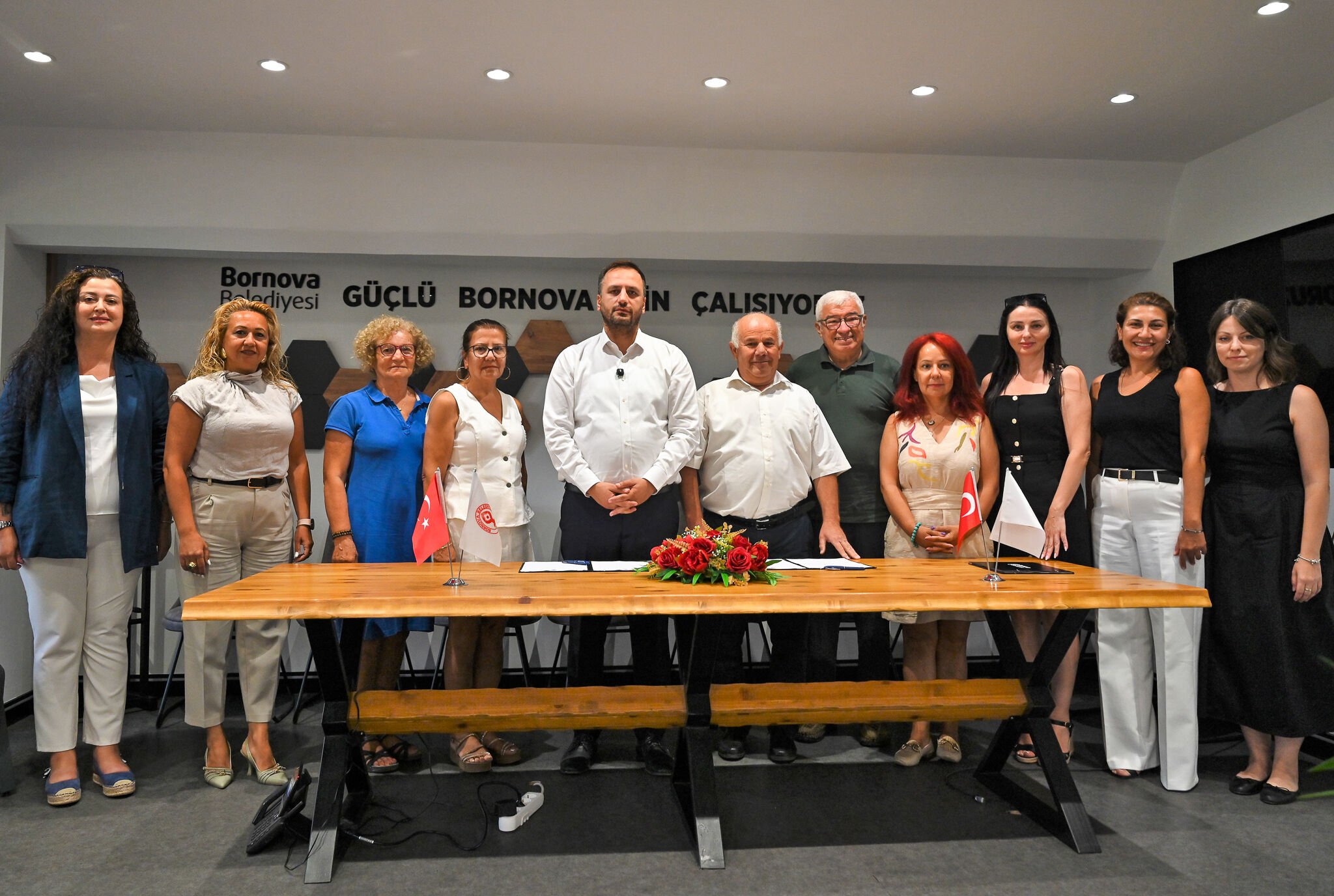 Bornova'da Üçüncü Yaş Üniversitesi Dönemi Başlıyor