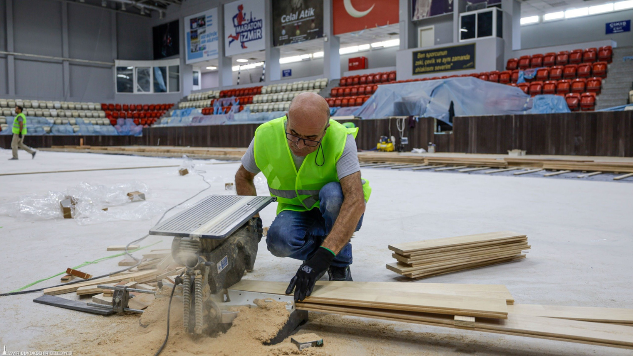 Celal Atik Spor Salonu Fiba Standartlarına Kavuşuyor