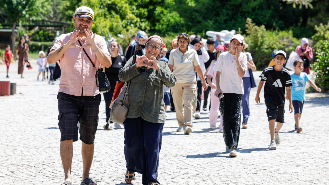 İzmir'de Üç Nesil Sasalı Doğal Yaşam Parkı'nda Buluştu3