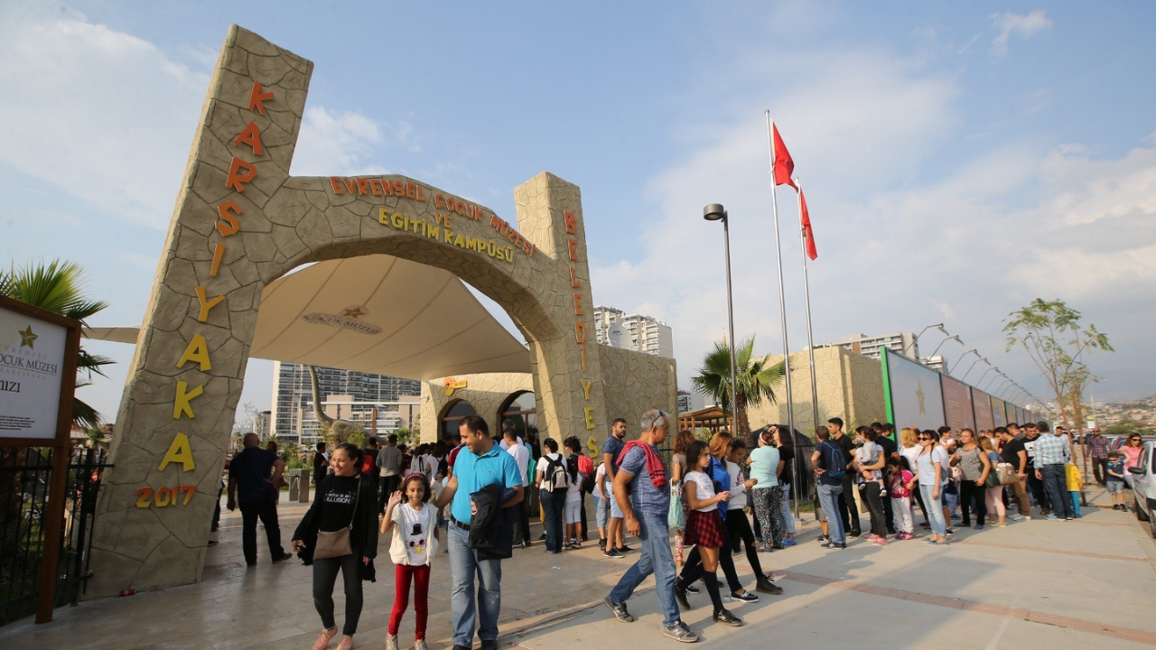 Karşıyaka'da Çocuklara Bilim Ve Eğlence Dolu Yaz Programı3
