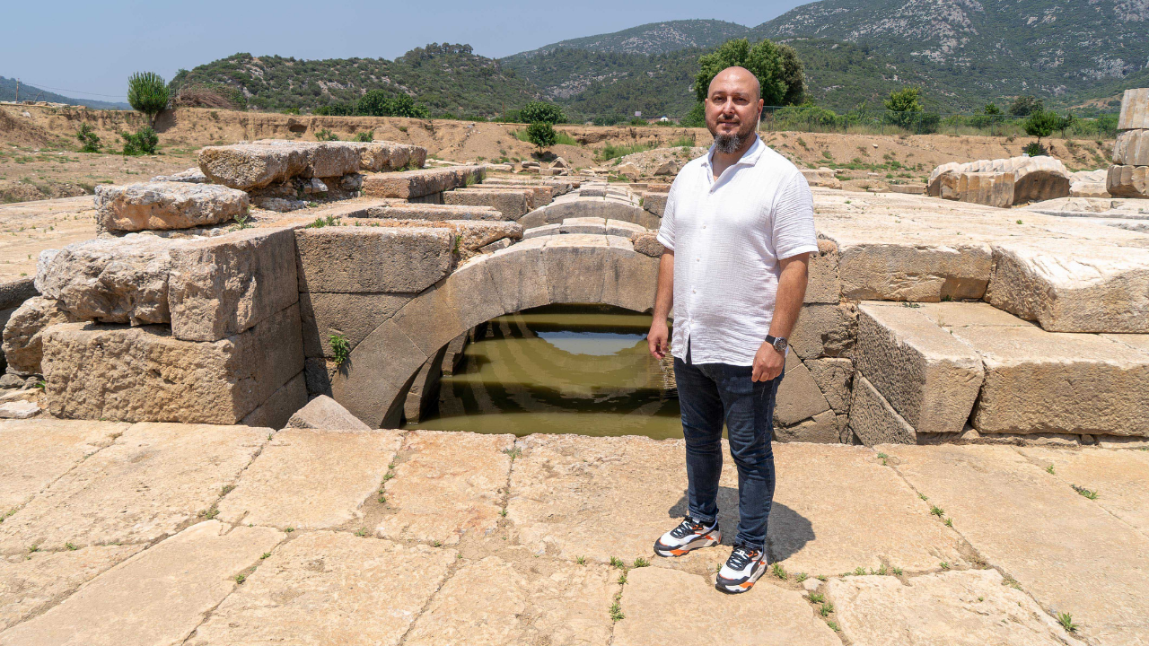 Klaros Kazı