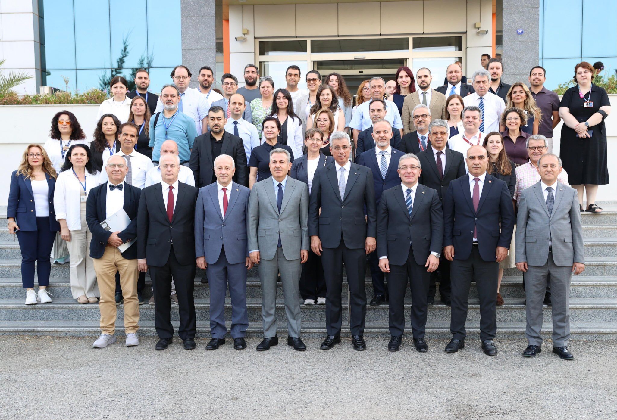 Sağlık Bakanı Memişoğlu’ndan Dokuz Eylül Üniversitesi’ne ziyaret
