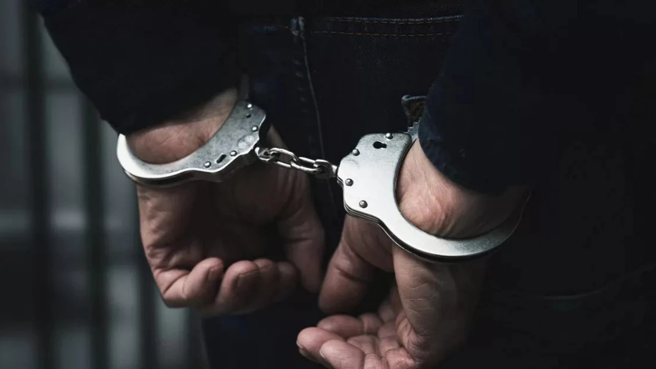 İzmir ve 11 ilde “köstebek” operasyonu: 24 şüpheli tutuklandı