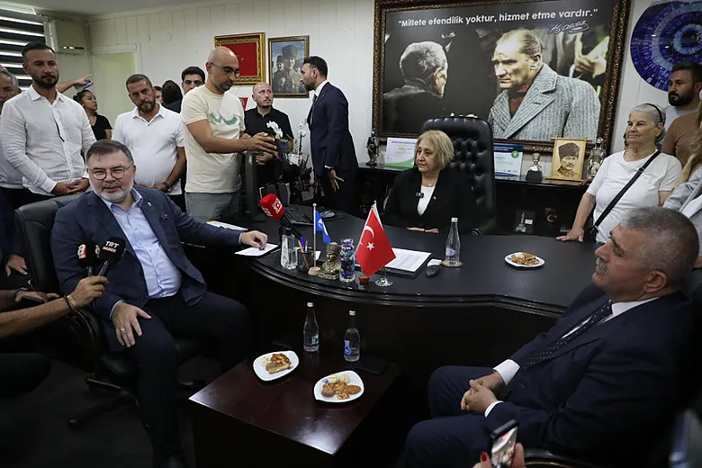 0X0 Mendereste Ak Parti Zaferi Sonrasi Chp Ve Yeni Partide Siyasi Deprem Pes Pese Istifalar Geldi 1787127904821