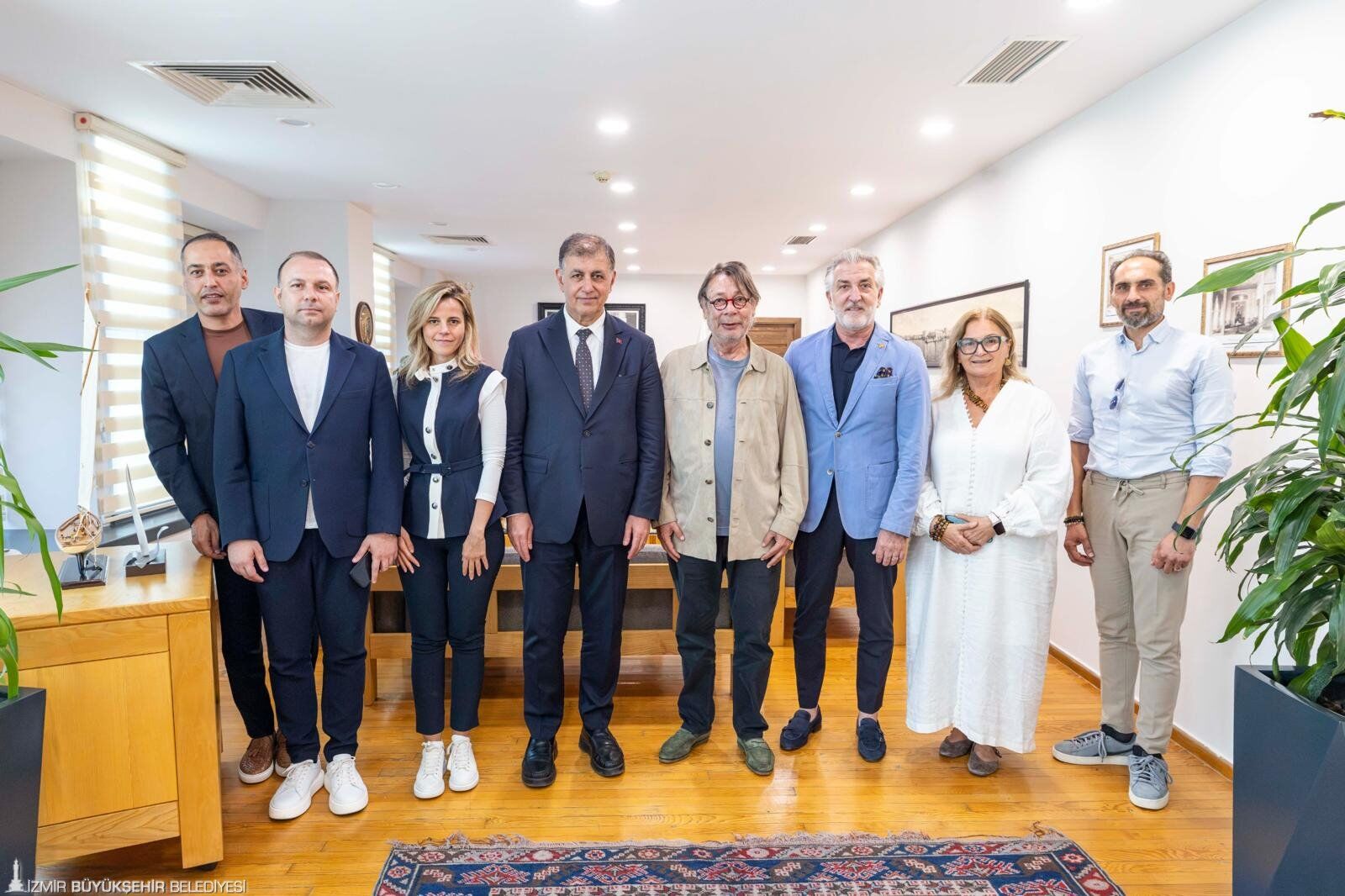 Başkan Tugay Ve Sepil Göztepe'nin İnciraltı Projesini Görüştü1
