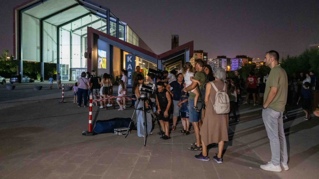 Bornova'da 8500 Yıllık Yeşilova Höyüğü'nde Gökyüzü Şöleni