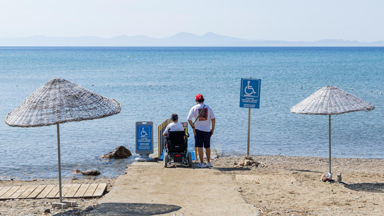 İzmir Büyükşehir'den engelsiz deniz ulaşımı
