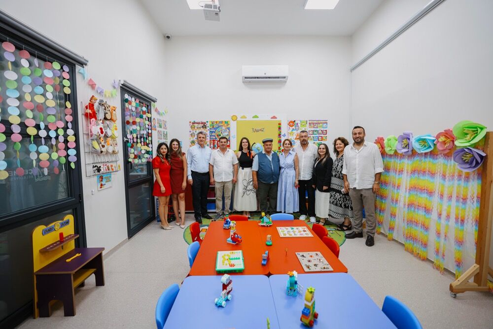Hayriye Ve Vehbi Özen Çocuk Etkinlik Merkezi Ile Mavi Kelebek Anı Parkı Alaçatı’da Hizmete Açıldıphoto 2026 08 20 21 16 40