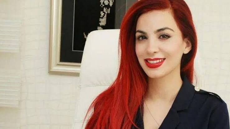 İzmirli tanınmış doktor Özlem Gültekin hayatını kaybetti